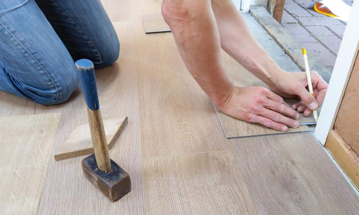 comment poser du parquet